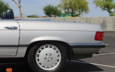 Mercedes-Benz-SL-Class-1980-Other-17