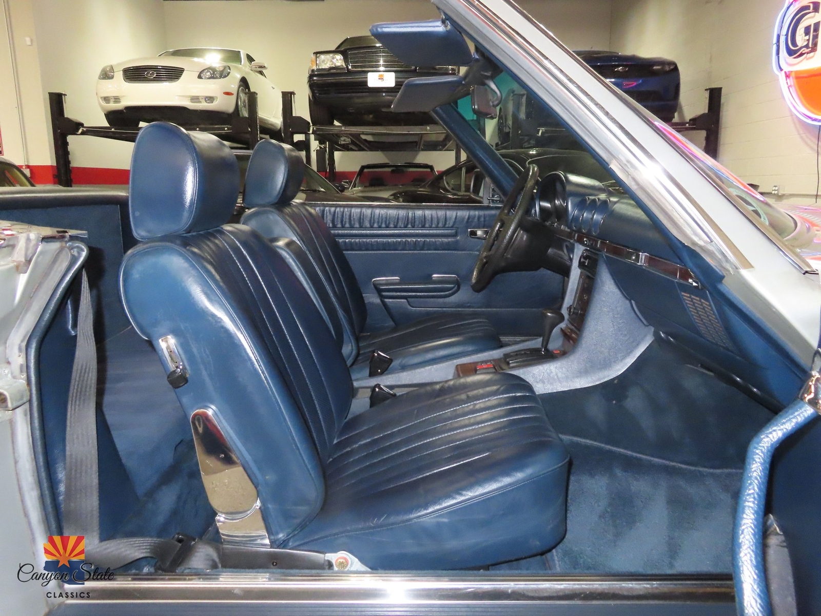 Mercedes-Benz-SL-Class-1980-Other-2