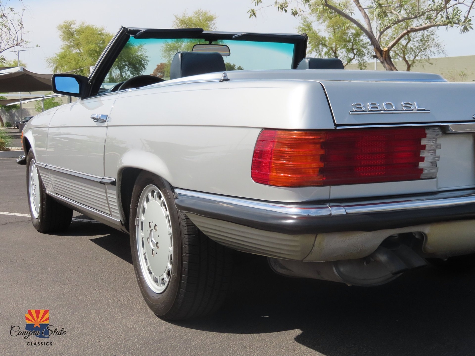 Mercedes-Benz-SL-Class-1980-Other-22