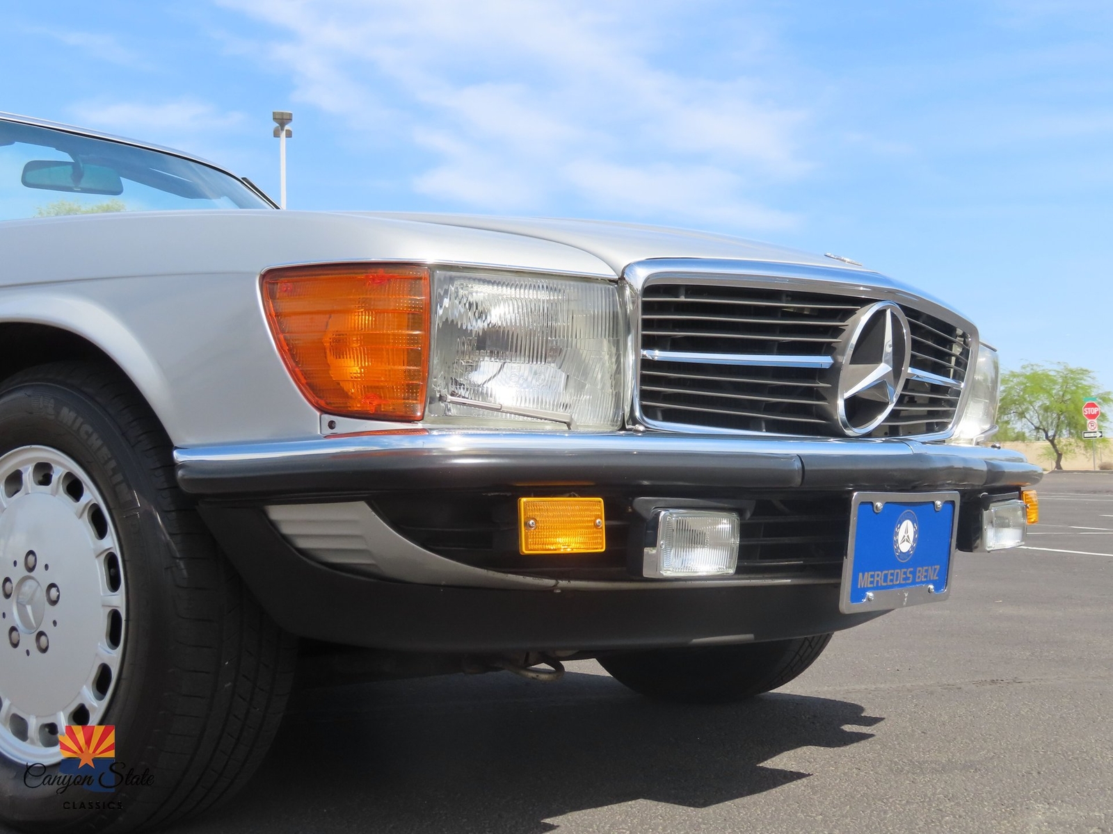 Mercedes-Benz-SL-Class-1980-Other-27
