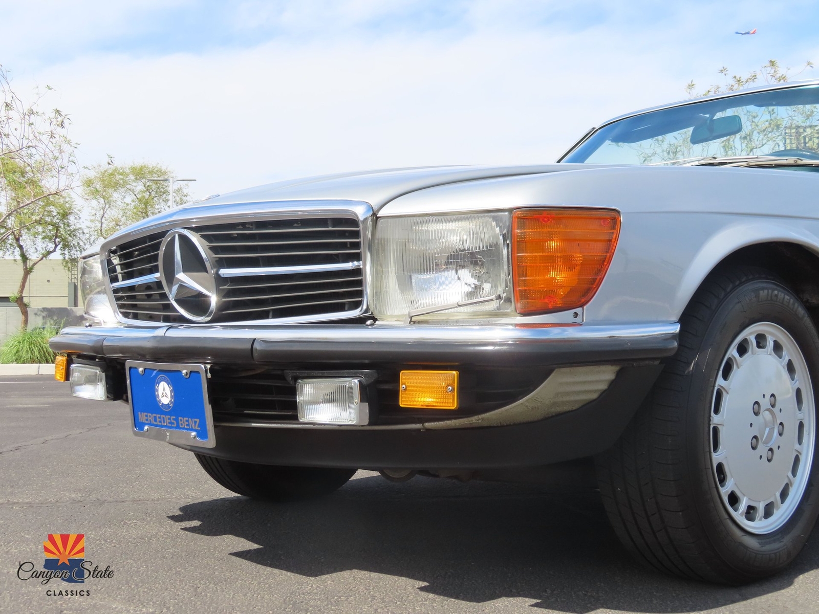 Mercedes-Benz-SL-Class-1980-Other-31