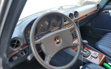 Mercedes-Benz-SL-Class-1981-21