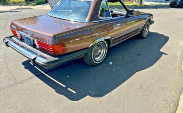 Mercedes-Benz-SL-Class-1981-Convertible-15