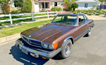Mercedes-Benz-SL-Class-1981-Convertible-2