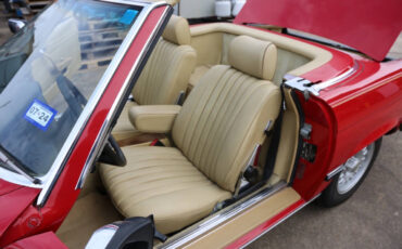 Mercedes-Benz-SL-Class-1981-Convertible-22