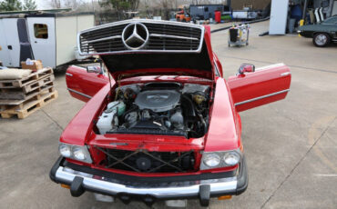 Mercedes-Benz-SL-Class-1981-Convertible-26