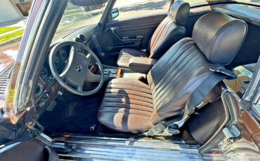 Mercedes-Benz-SL-Class-1981-Convertible-27