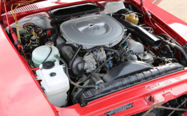 Mercedes-Benz-SL-Class-1981-Convertible-28