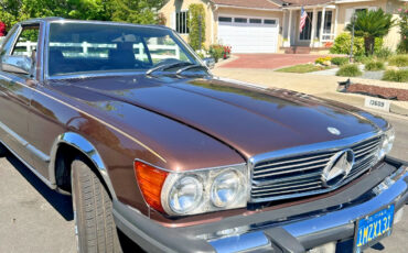 Mercedes-Benz-SL-Class-1981-Convertible-7