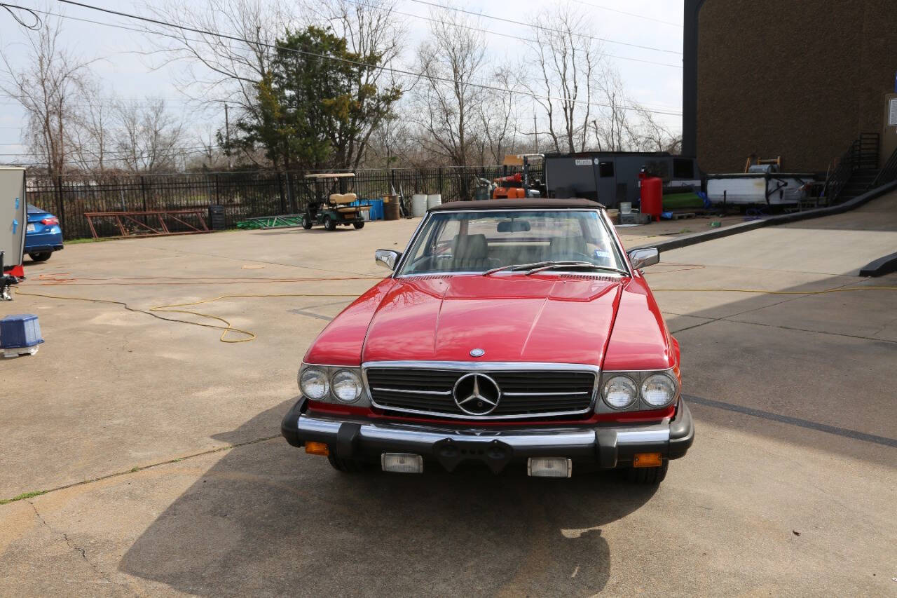 Mercedes-Benz-SL-Class-1981-Convertible-8