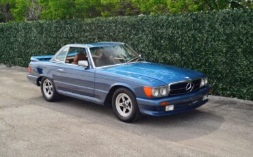 Mercedes-Benz-SL-Class-1984-Convertible-1
