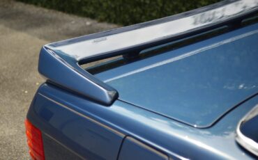 Mercedes-Benz-SL-Class-1984-Convertible-10