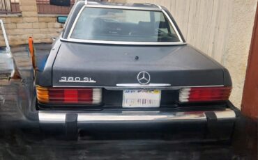 Mercedes-Benz-SL-Class-1984-Convertible-2