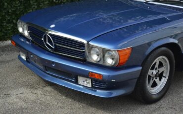Mercedes-Benz-SL-Class-1984-Convertible-23