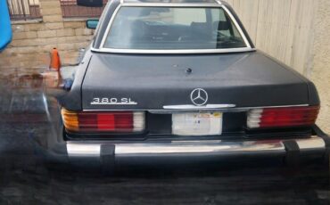 Mercedes-Benz-SL-Class-1984-Convertible-6