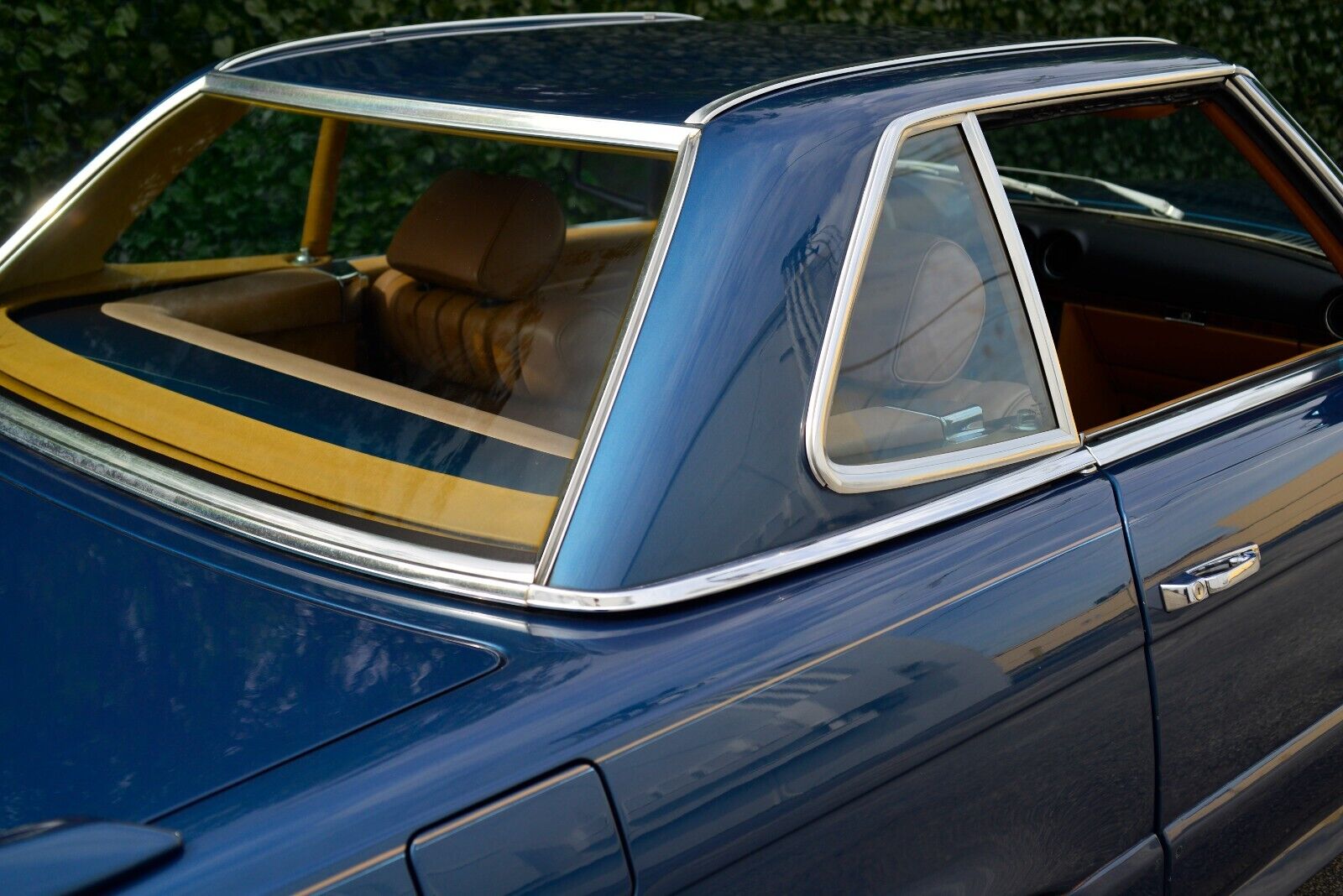 Mercedes-Benz-SL-Class-1984-Convertible-7