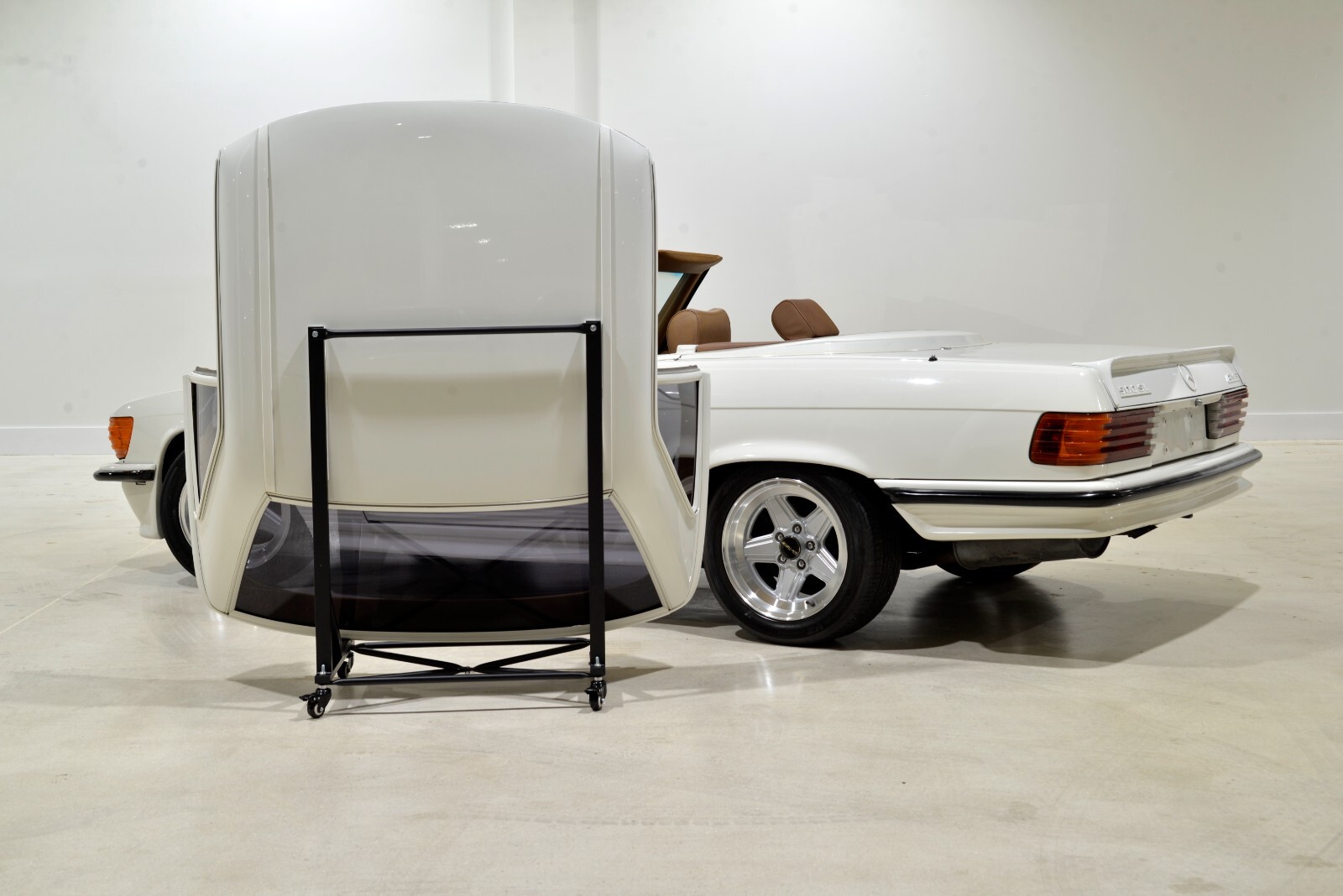 Mercedes-Benz-SL-Class-1985-Convertible-11
