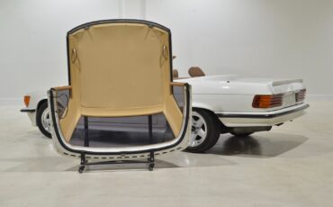 Mercedes-Benz-SL-Class-1985-Convertible-12