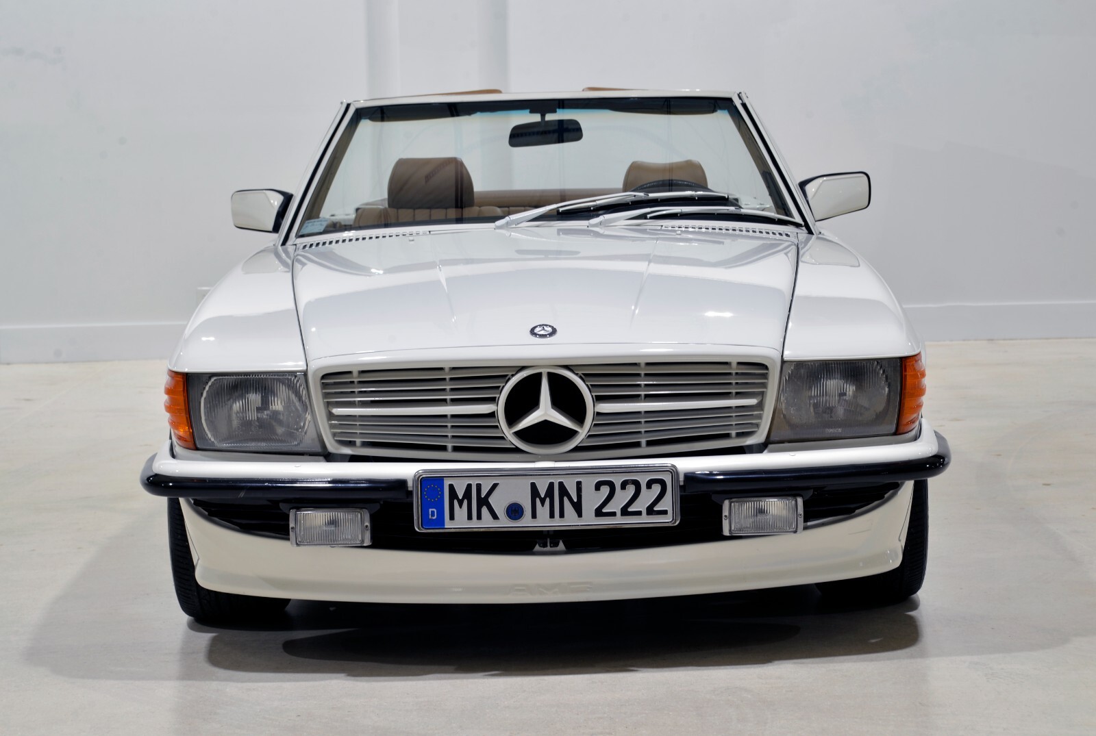 Mercedes-Benz-SL-Class-1985-Convertible-13
