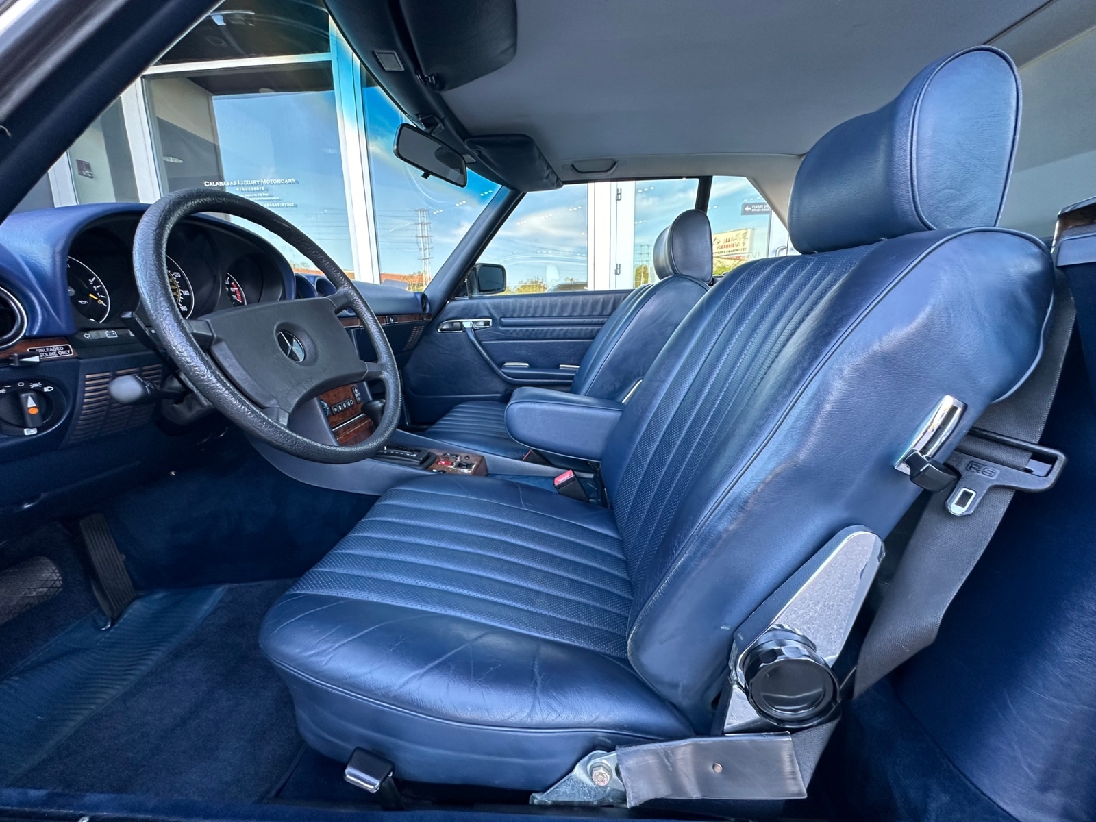 Mercedes-Benz-SL-Class-1985-Convertible-14