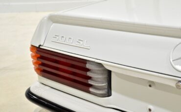 Mercedes-Benz-SL-Class-1985-Convertible-18