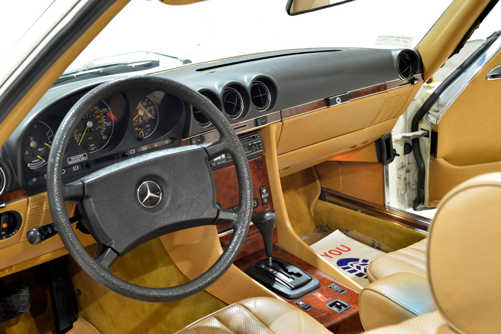 Mercedes-Benz-SL-Class-1985-Convertible-23