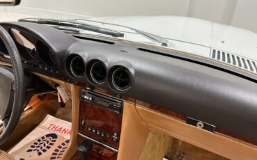 Mercedes-Benz-SL-Class-1985-Convertible-25