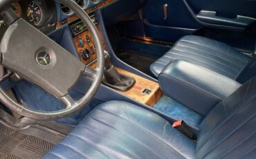 Mercedes-Benz-SL-Class-1985-Convertible-3