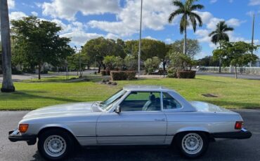 Mercedes-Benz-SL-Class-1985-Convertible-4