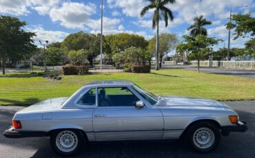 Mercedes-Benz-SL-Class-1985-Convertible-5