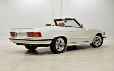 Mercedes-Benz-SL-Class-1985-Convertible-5