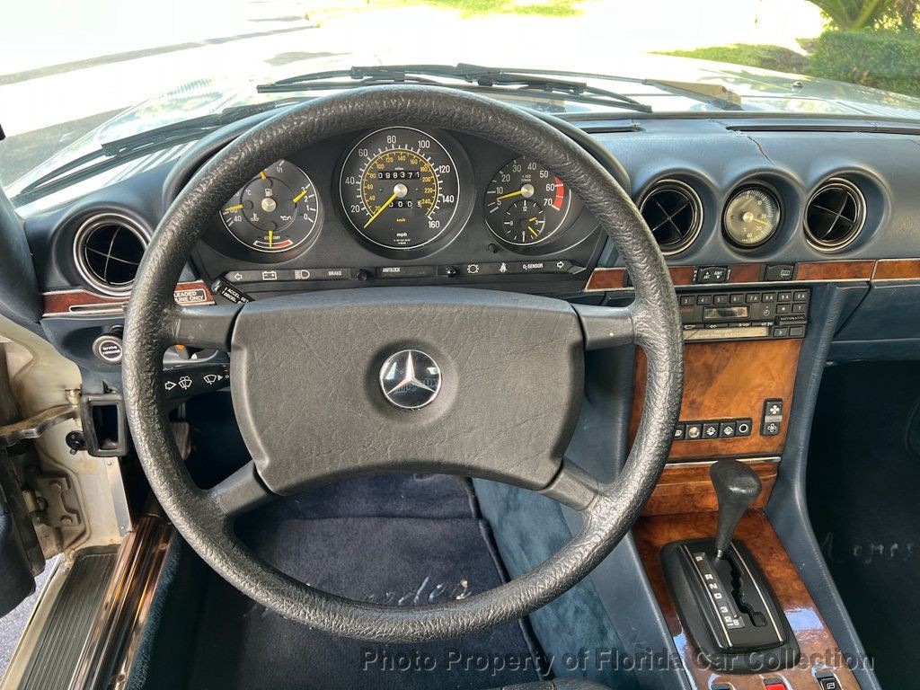 Mercedes-Benz-SL-Class-1985-Convertible-6