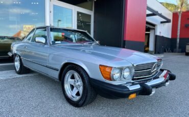 Mercedes-Benz-SL-Class-1985-Convertible-8