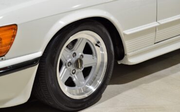 Mercedes-Benz-SL-Class-1985-Convertible-9