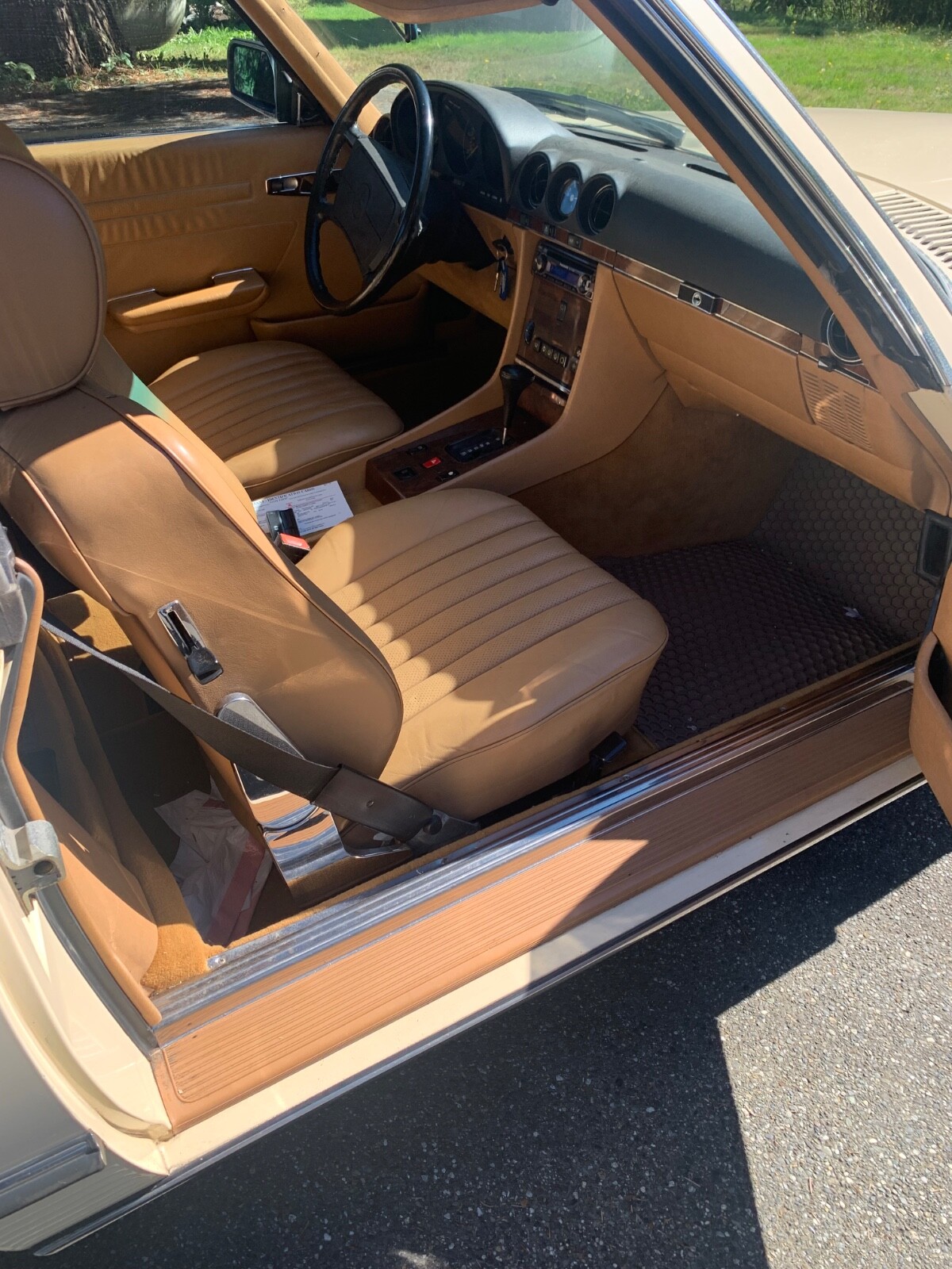 Mercedes-Benz-SL-Class-1986-Convertible-1