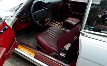 Mercedes-Benz-SL-Class-1986-Convertible-16