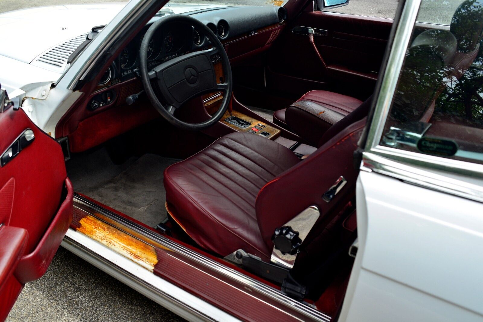 Mercedes-Benz-SL-Class-1986-Convertible-16