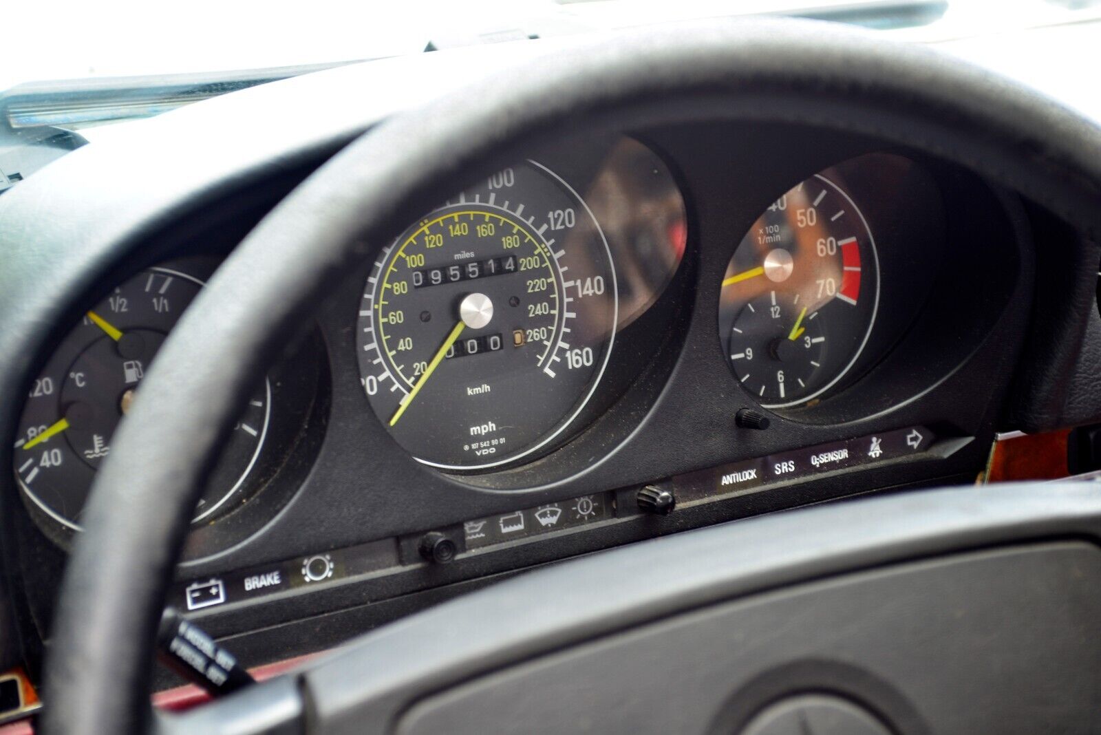 Mercedes-Benz-SL-Class-1986-Convertible-20