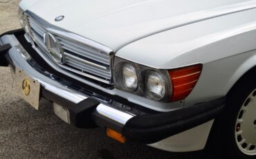 Mercedes-Benz-SL-Class-1986-Convertible-33