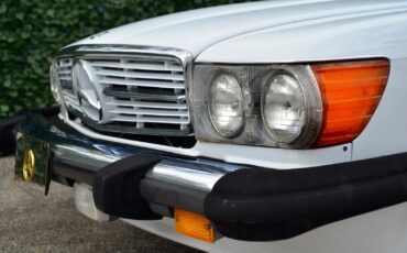 Mercedes-Benz-SL-Class-1986-Convertible-35