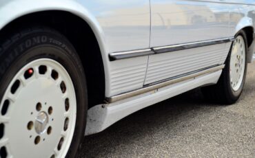 Mercedes-Benz-SL-Class-1986-Convertible-36