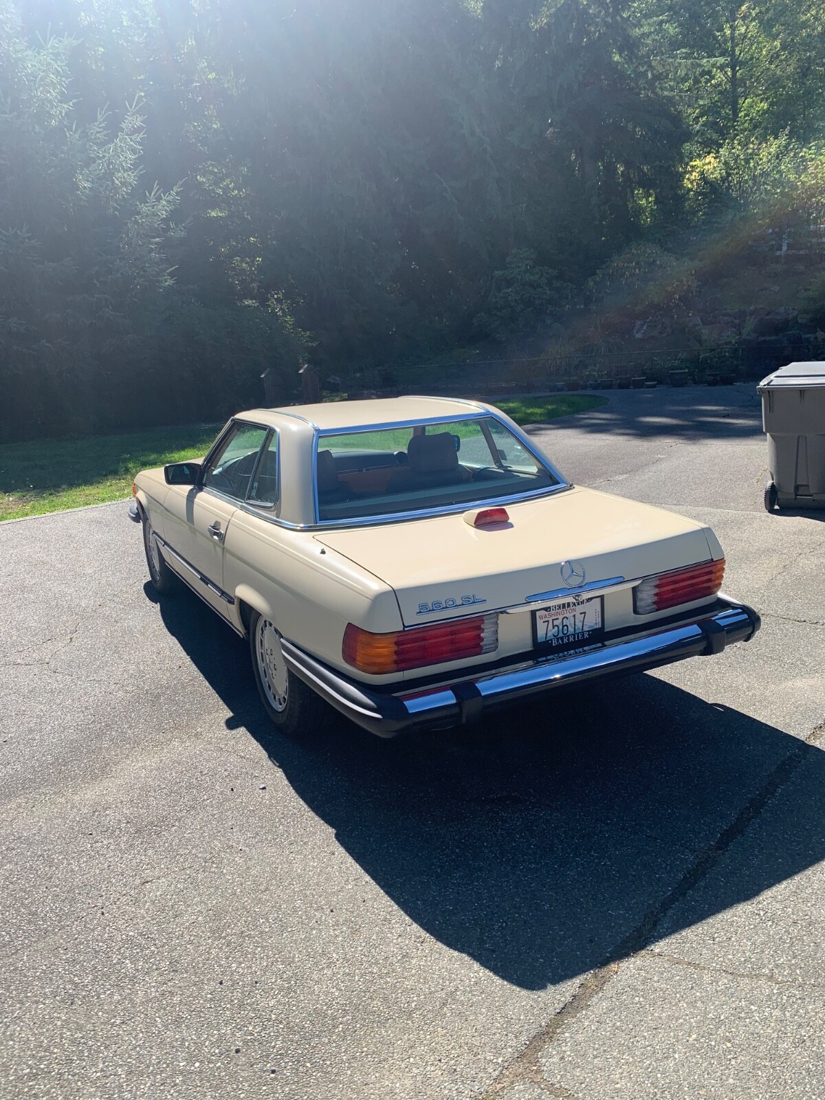 Mercedes-Benz-SL-Class-1986-Convertible-4