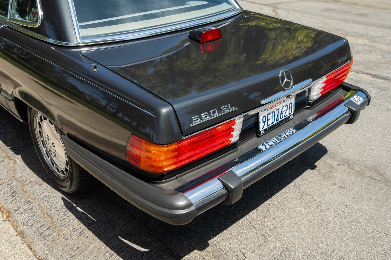 Mercedes-Benz-SL-Class-1987-Convertible-12