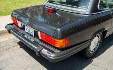Mercedes-Benz-SL-Class-1987-Convertible-13
