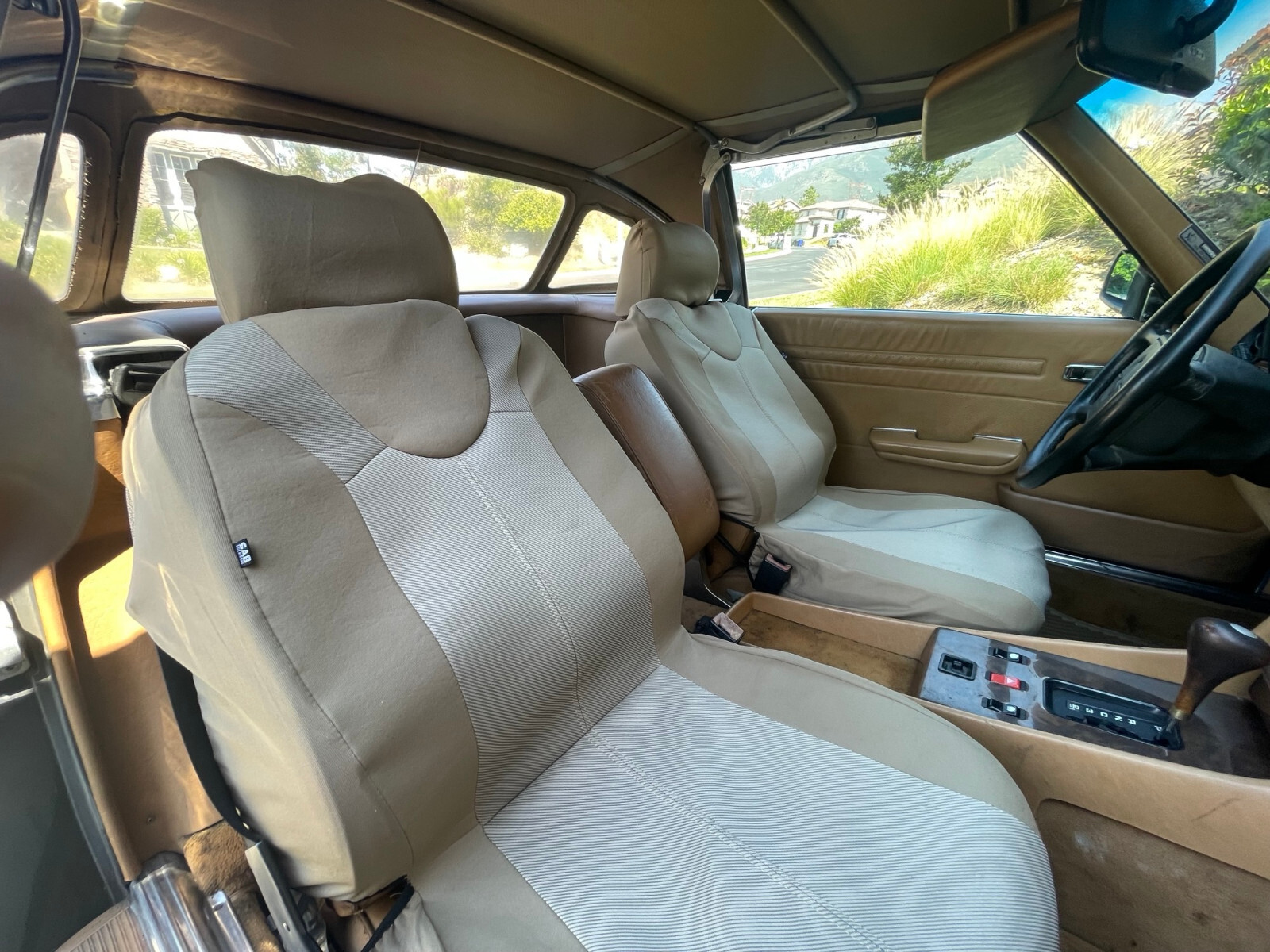 Mercedes-Benz-SL-Class-1987-Convertible-13