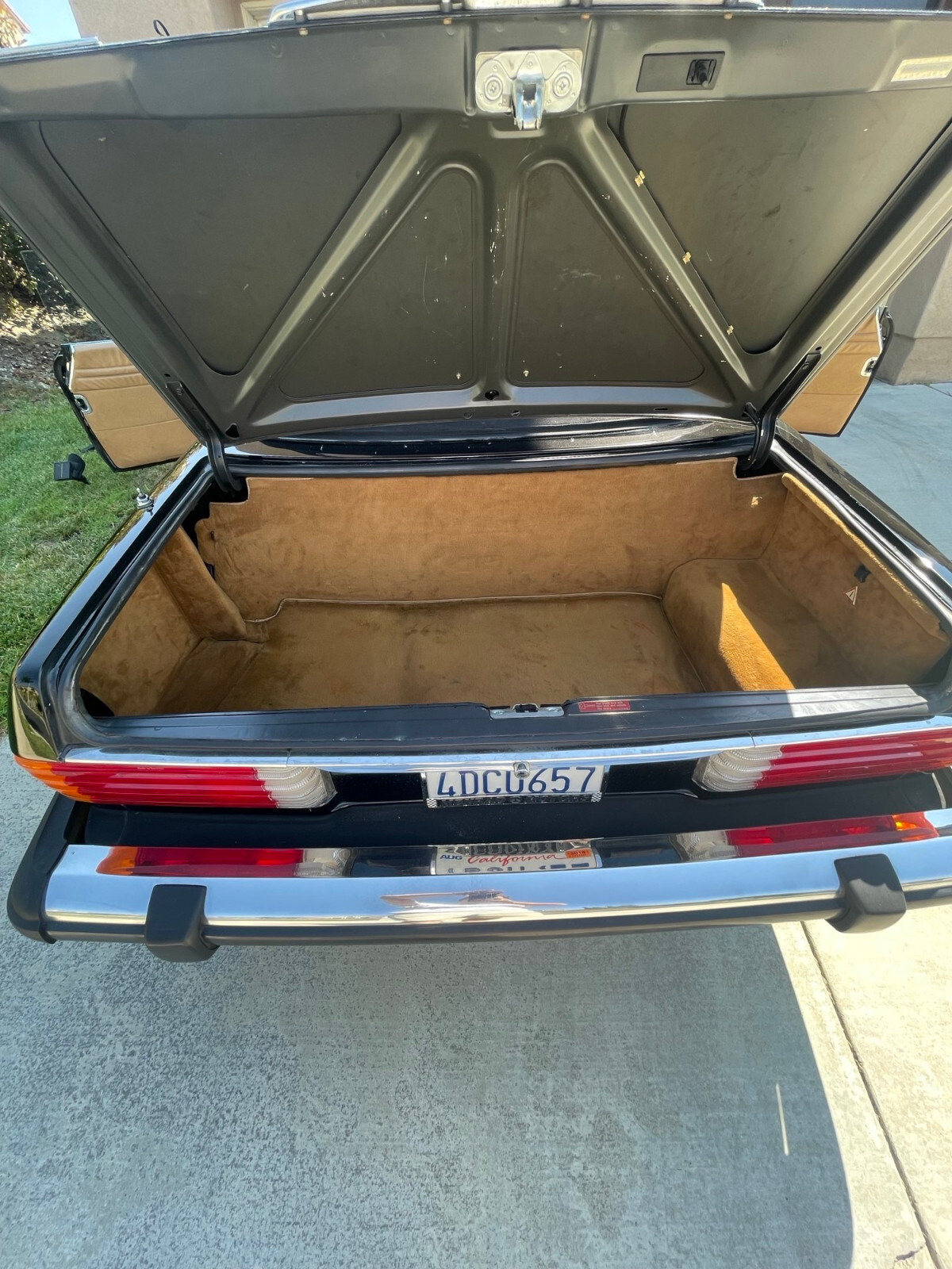 Mercedes-Benz-SL-Class-1987-Convertible-15