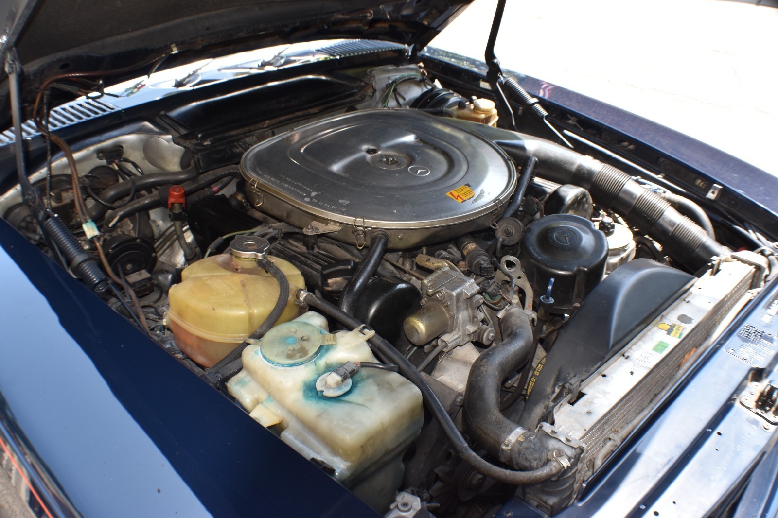 Mercedes-Benz-SL-Class-1987-Convertible-16