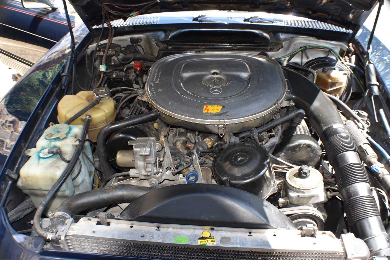 Mercedes-Benz-SL-Class-1987-Convertible-17