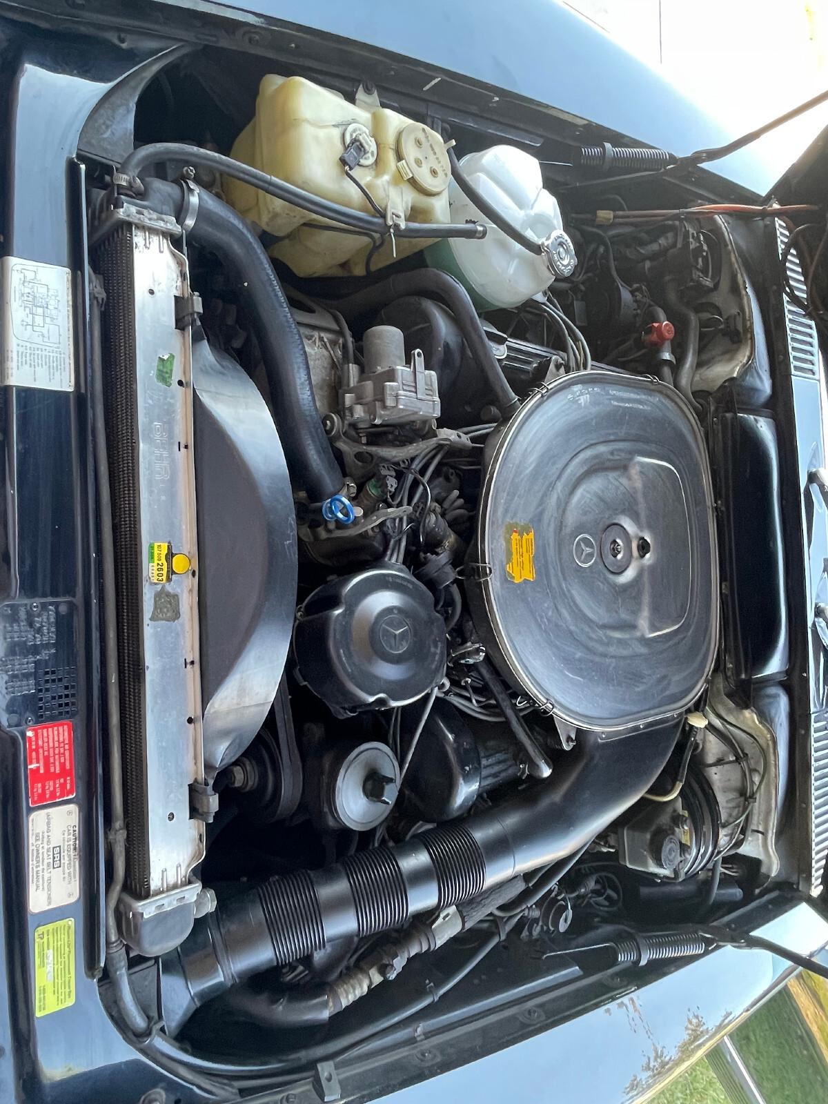 Mercedes-Benz-SL-Class-1987-Convertible-17