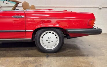 Mercedes-Benz-SL-Class-1987-Convertible-19
